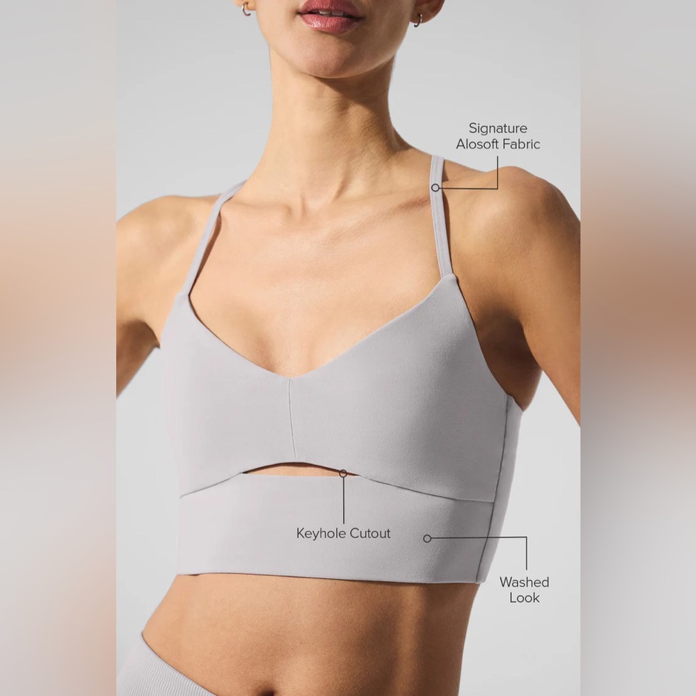 ALO YOGA | ✨NEW✨ Washed Alosoft Highlight Bra in Grey Sky Wash - Picture 3 of 7